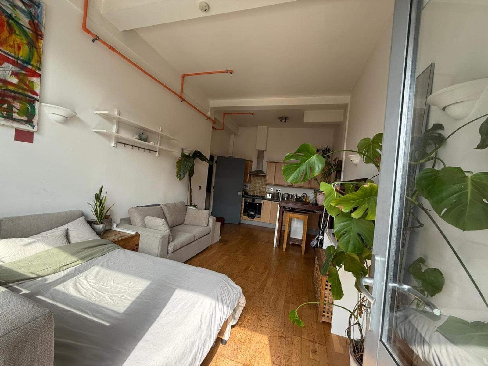 Cosy Private Room With Shared Bathroom Facilities Λονδίνο Εξωτερικό φωτογραφία
